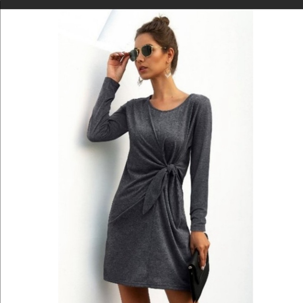 Comfy and Stylish Front Tie Dress. Size Large